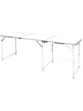 Grande table de camping pliante 6 à 8 personnes de 180 cm sur un emplacement de camping