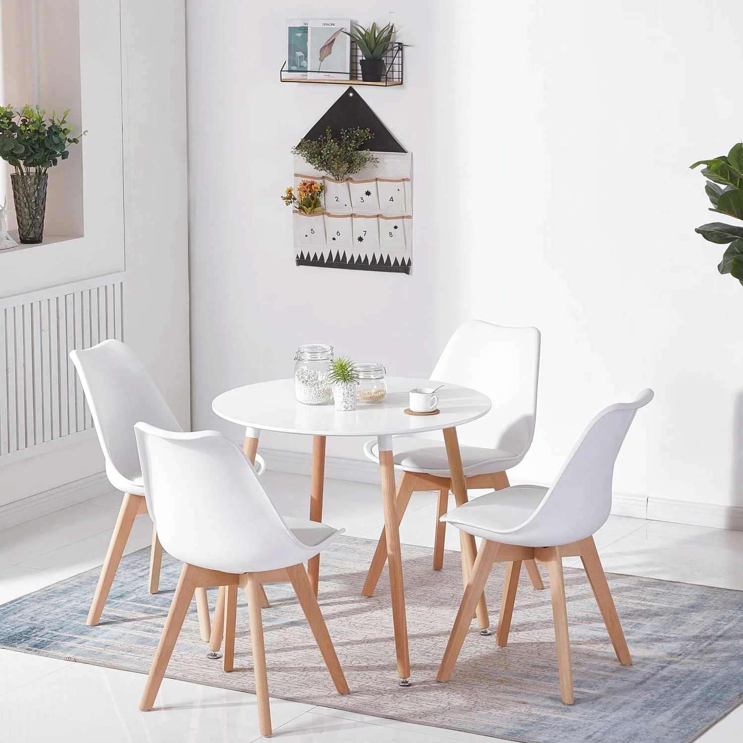Table à manger pliante ronde en bois de 80 cm de diamètre dans un coin repas - photo 2