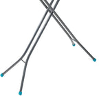 Table à repasser pliante de 110 cm dépliée dans une buanderie - photo 4