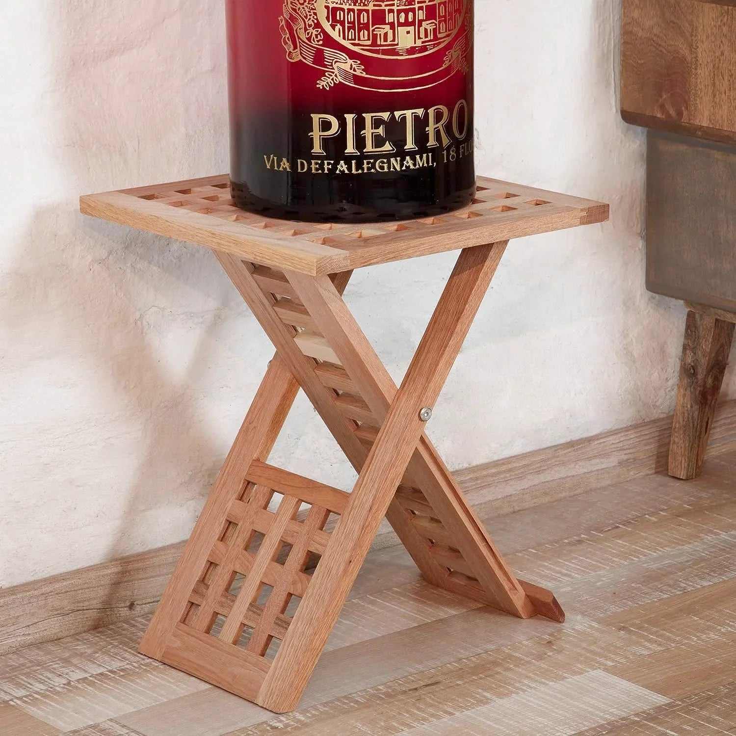Table basse pliante en bois de noyer de 40 cm dépliée dans un salon - photo 2