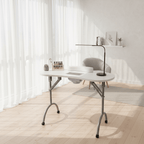 Table de manucure pliante avec aspirateur intégré dans un salon d'onglerie - photo 4